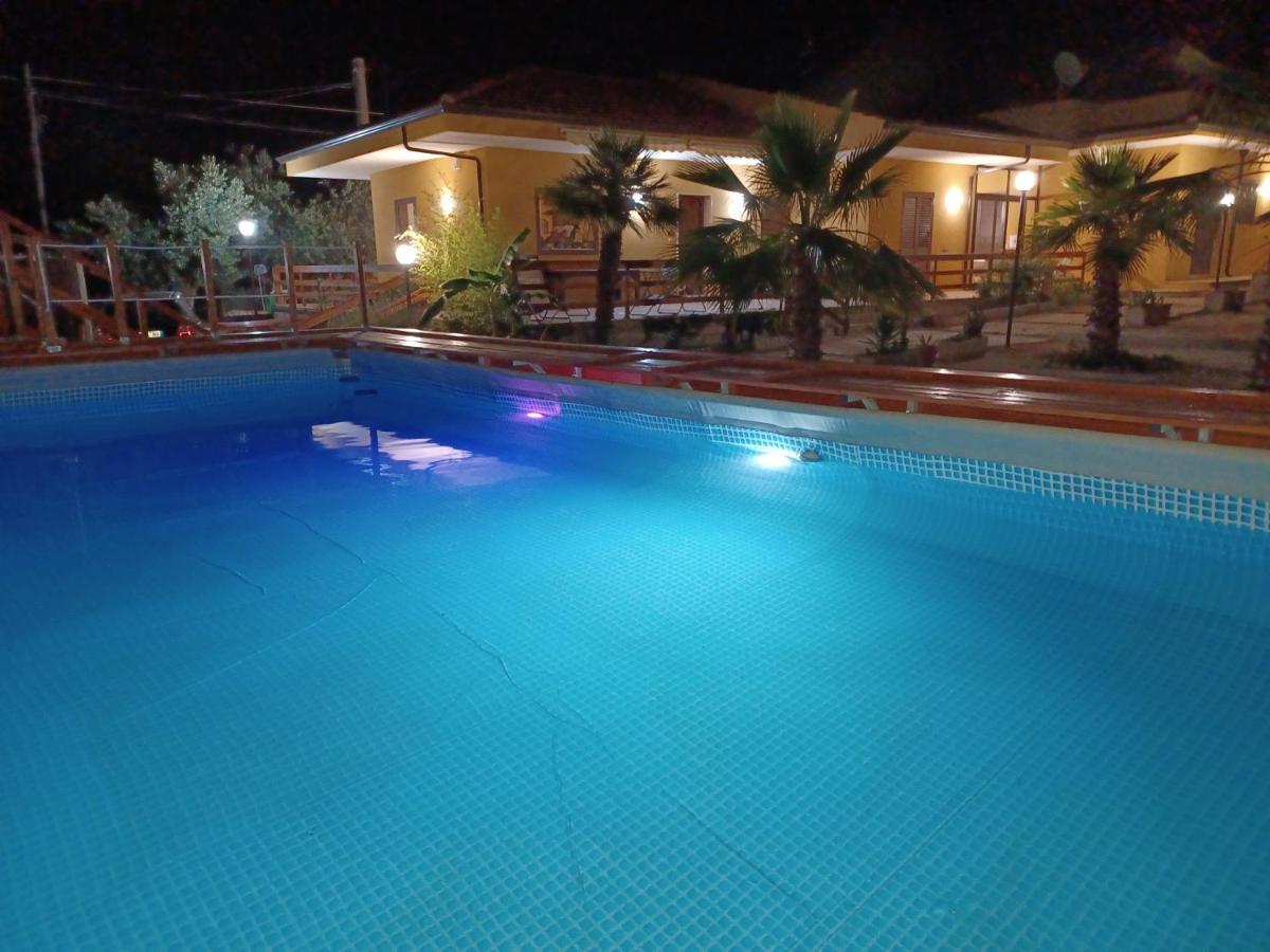 Turtle Island Apartments Santa Croce Camerina Buitenkant foto